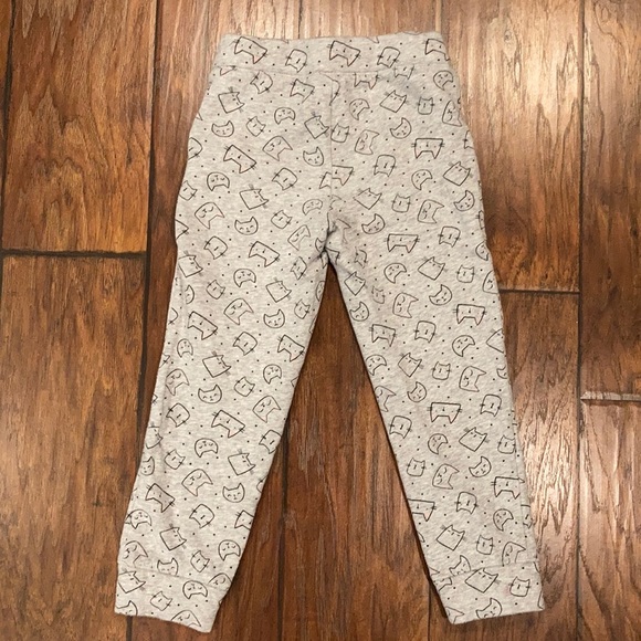 Cat & Jack track suit set EUC - Picture 5 of 10